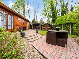 Spacious Chalet in Garderen