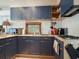 Spacious Chalet in Garderen