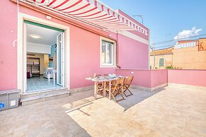 Merlo E - town center & private parking