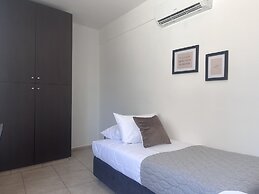 Phaedrus Living: Hoopoe Residencies 201