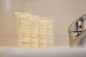 Cozy Apartment for 4 by Renters