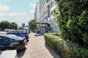 Cozy Apartment for 4 by Renters