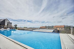 Nueve Poolvilla And Resort