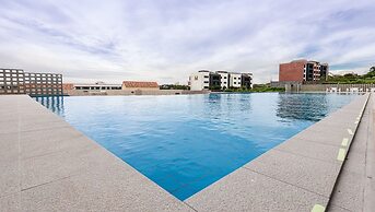 Nueve Poolvilla And Resort