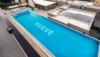 Nueve Poolvilla And Resort