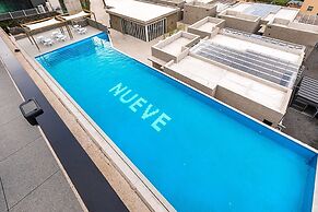 Nueve Poolvilla And Resort
