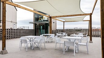 Nueve Poolvilla And Resort