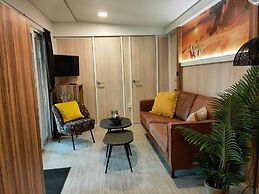 Charming Chalet 2 km. of the Efteling