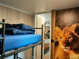 Charming Chalet 2 km. of the Efteling