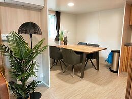 Charming Chalet 2 km. of the Efteling