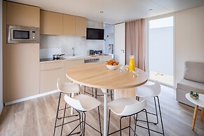 Stylish Agde Chalet Pool