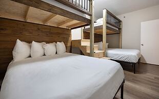 Phoenix East 2 2113 3 Bedroom Condo