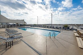 Island Winds West 680 3 Bedroom Condo