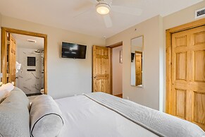 Rocky Mountain Escape At New Claim! 2 Bedroom Condo by RedAwning