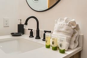 Rocky Mountain Escape At New Claim! 2 Bedroom Condo by RedAwning