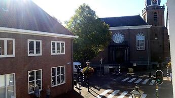 Zoetermeer City Centre Loft Apartment