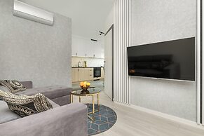 Apartport With Port View by Renters