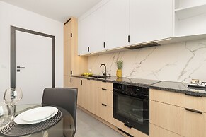 Apartport With Port View by Renters