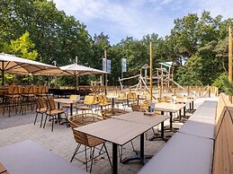 Nice Chalet in a Car-free Park