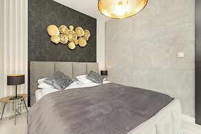 Apartport Apartment With A/C by Renters