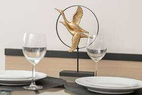 Apartport Apartment With A/C by Renters