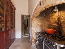 Historic Manor House 50 m From the River Lot