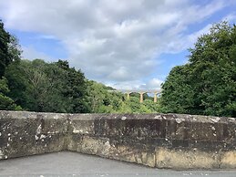 Apartment Near the Picturesque Llangollen Aqueduct