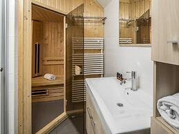 Restyled Villa With Sauna and Rowing Boat Near sea