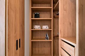 w Illustrious 2BR w Street View in Chapinero