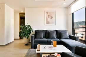 w Illustrious 2BR w Street View in Chapinero