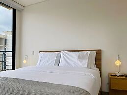 w Illustrious 2BR w Street View in Chapinero