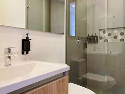 w Illustrious 2BR w Street View in Chapinero