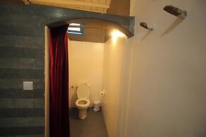 Asarag Lodge Mirlft Centre