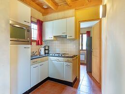 Comfortable Holiday Home With Swimming Pool
