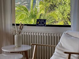 Sea-view Villa in Cavalaire sur Mer