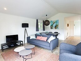 Nice Chalet With Dishwasher, Near the Veluwemeer