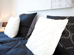 Nice Chalet Near the Golf Course in a Holiday Park