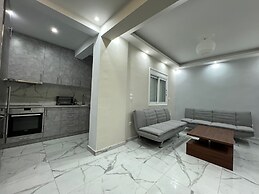 Kallithea Gripari Modern Apartment