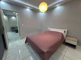 Kallithea Gripari Modern Apartment