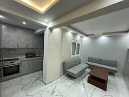 Kallithea Gripari Modern Apartment