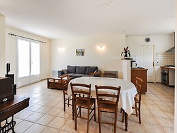 Spacious Holiday Home in Aigues Vives