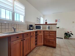 Spacious Holiday Home in Aigues Vives