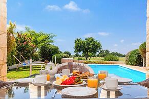 Aphrodite Hills Junior J032