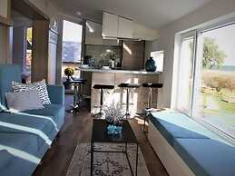 Comfy Chalet With Cooking Island in Limburg