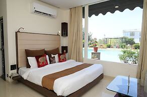 Parim Park Resort And Suites