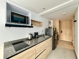 Infinitum 58 by Weeki