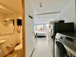 Infinitum 58 by Weeki