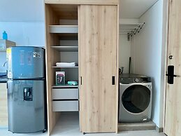 Infinitum 58 by Weeki