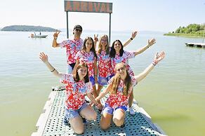 Glamping Tent With a View of Lake Trasimeno