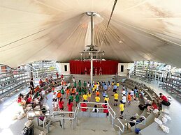Glamping Tent With a View of Lake Trasimeno